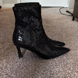 Steve Madden Black Snakeskin Heeled Boots